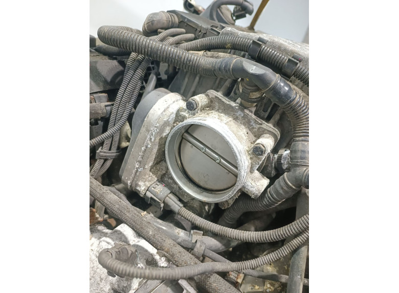 Заслонка дроссельная к BMW 7 E65/E66, 2003г.