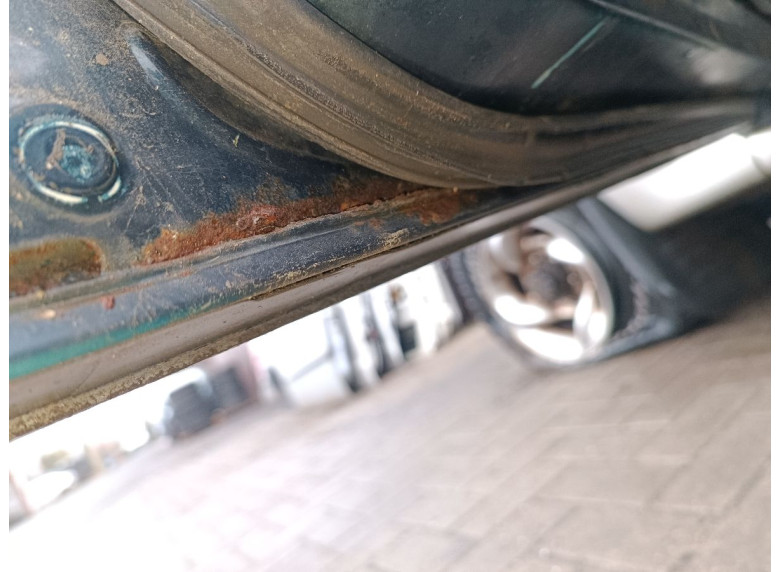 Дверь передняя левая к Hyundai Galloper, 1999г.