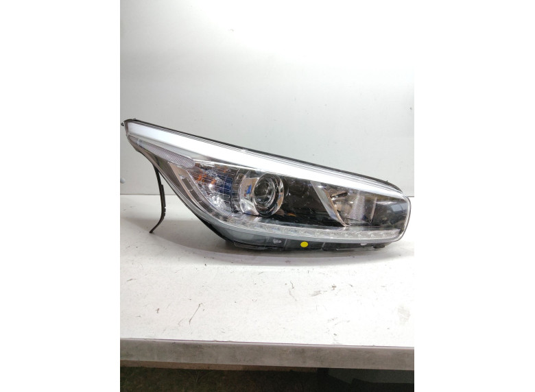 Фара правая к Kia Ceed