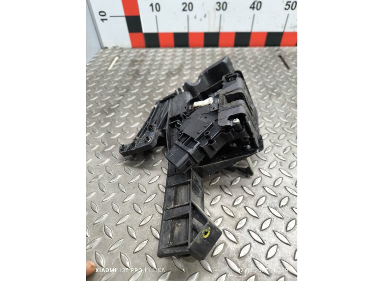 Замок двери задней правой к Замок двери задней правой к Ford Focus undefined г. Focus