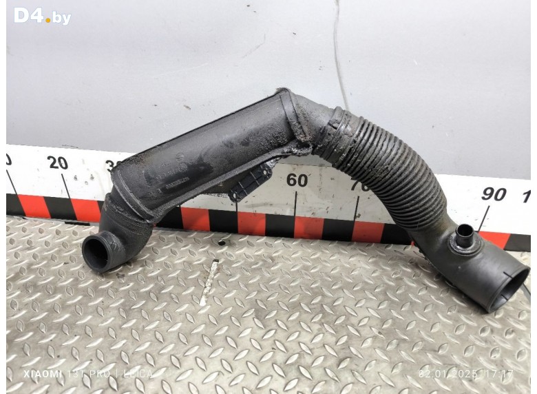 Патрубок турбины к Peugeot 806 undefined г.