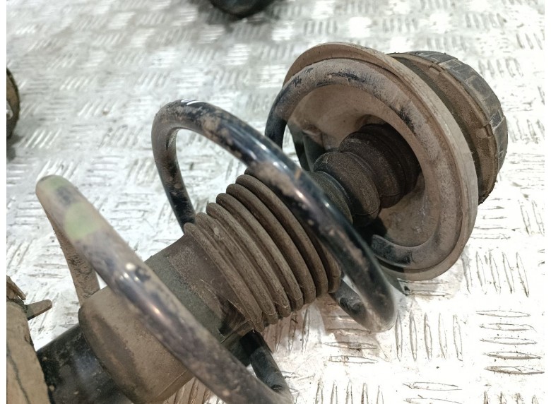 Опора амортизатора верхняя (чашка) к Опора амортизатора верхняя (чашка) к Dacia LoganMCVStepway undefined г. Logan MCV Stepway