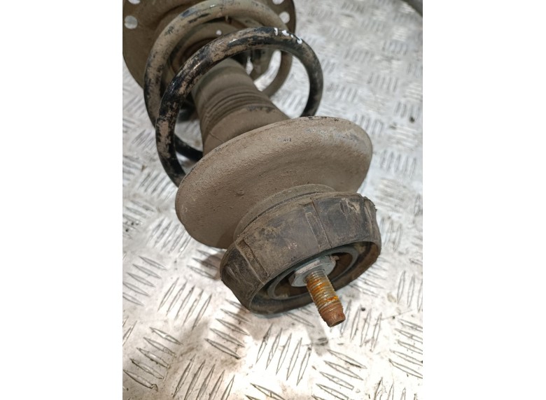 Опора амортизатора верхняя (чашка) к Dacia Logan MCV Stepway