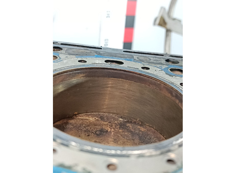 Блок цилиндров к Mercedes C W203, 2005г.