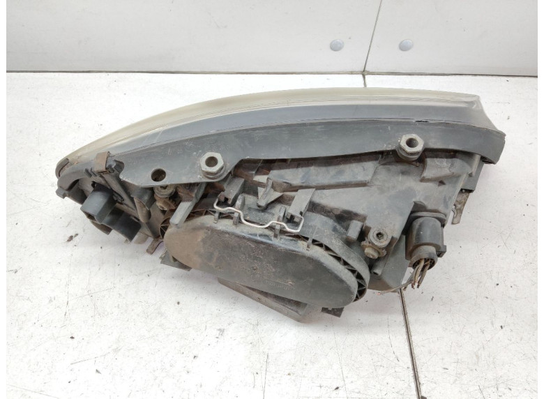 Фара левая к Seat Alhambra, 2001г.