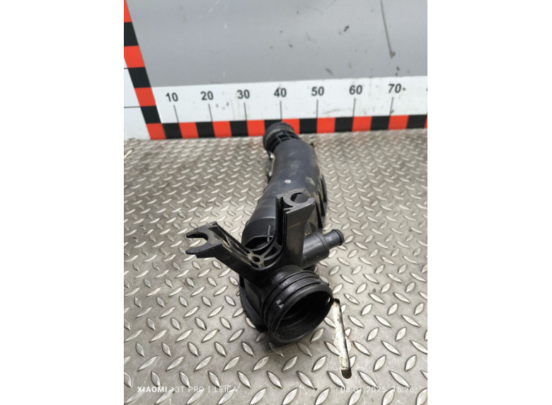 Патрубок интеркулера к Mercedes C W203, 2005г.