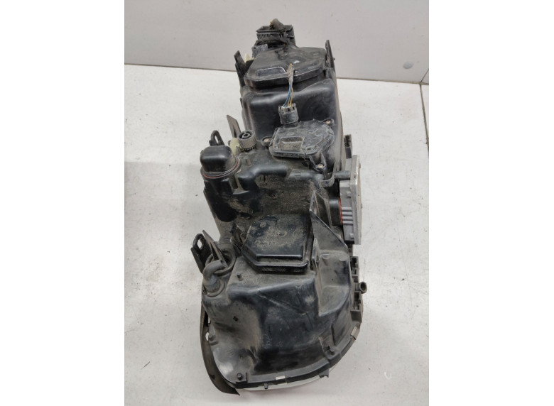 Фара правая к BMW 7 E65/E66, 2003г.