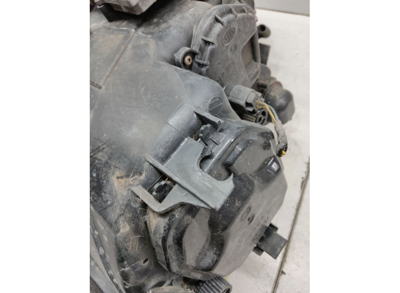 Фара правая к BMW 7 E65/E66, 2003г.