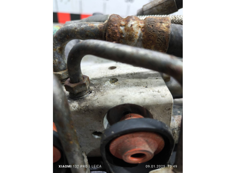 Блок клапанов активного стабилизатора к BMW 7 E65/E66, 2003г.