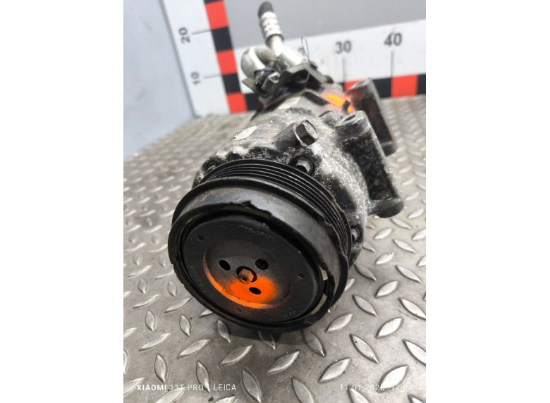 Компрессор кондиционера к Mercedes B W245, 2006г.