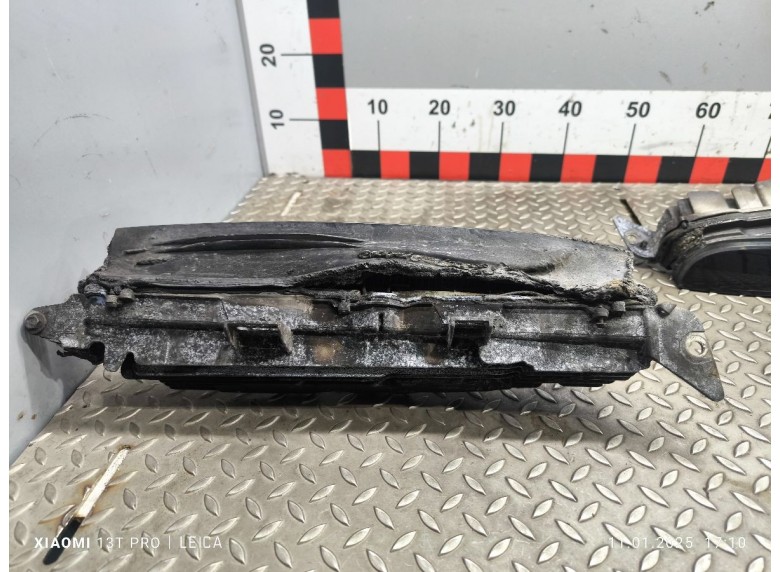 Фонарь задний левый к Фонарь задний левый к Land-Rover RangeRover undefined г. Range Rover