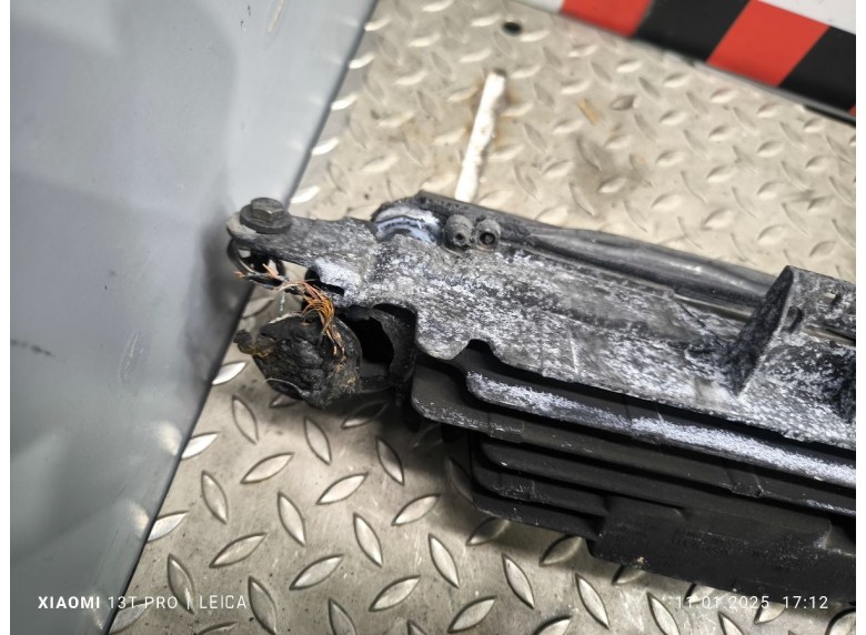 Фонарь задний правый к Фонарь задний правый к Land-Rover RangeRover undefined г. Range Rover