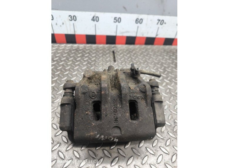 Суппорт передний левый к SsangYong Kyron