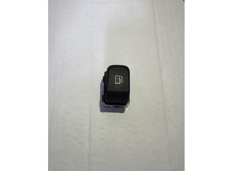 Кнопка открытия лючка топливного бака к Кнопка открытия лючка топливного бака к Audi Q2 2017 г. Q2