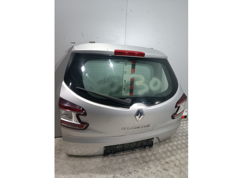 Стоп-сигнал к Renault Megane, 2010г.