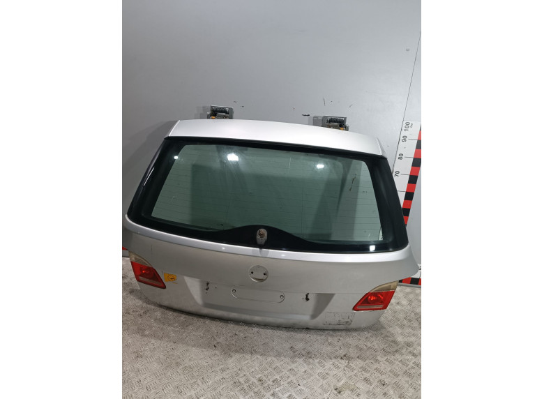 Фонарь крышки багажника левый к BMW 5 E60/E61, 2005г.