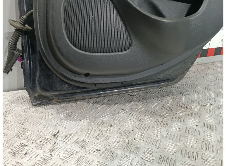 Дверь задняя правая к Дверь задняя правая к Chevrolet Malibu undefined г. Malibu