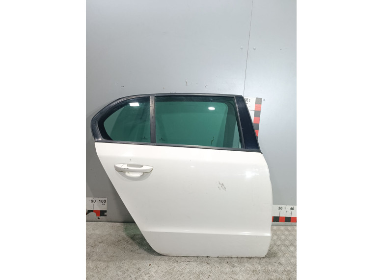Дверь задняя правая к Skoda Superb, 2010г.
