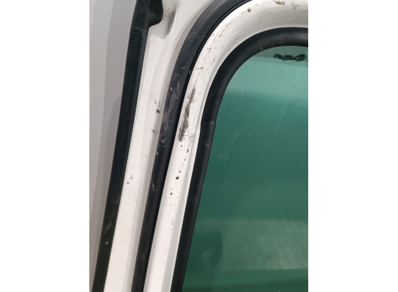 Дверь задняя правая к Skoda Superb, 2010г.
