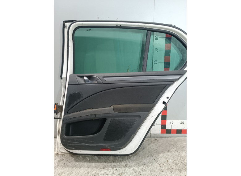 Обшивка двери задней правой (дверная карта) к Skoda Superb, 2010г.