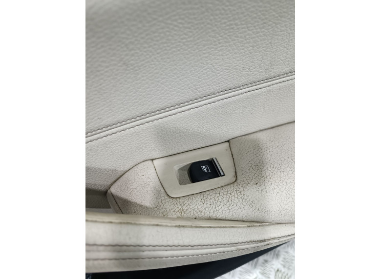 Кнопка стеклоподъемника заднего правого к BMW 5 G30/G31, 2017г.