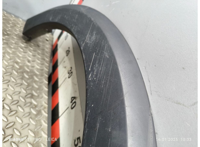 Молдинг крыла переднего правого к Dacia Logan MCV Stepway, 2019г.