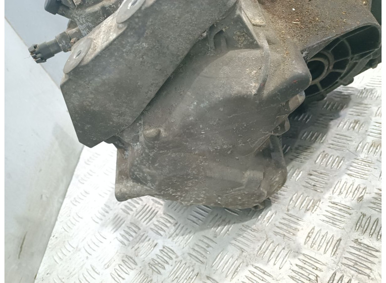 КПП механическая (МКПП) к Opel Vectra, 2005г.