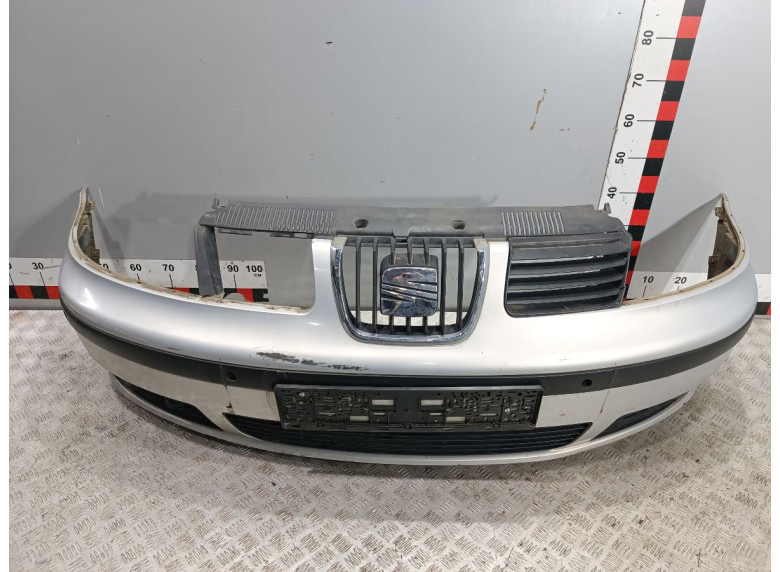 Бампер передний к Seat Alhambra, 2003г.