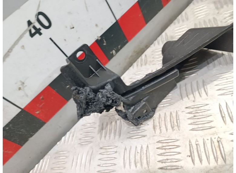 Кронштейн крепления бампера заднего к Кронштейн крепления бампера заднего к Land-Rover RangeRover undefined г. Range Rover