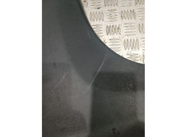 Обшивка стойки центральной левой к BMW 5 G30/G31, 2017г.