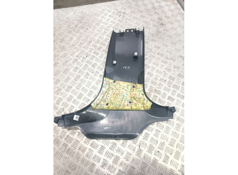 Обшивка стойки центральной левой к BMW 5 G30/G31, 2017г.