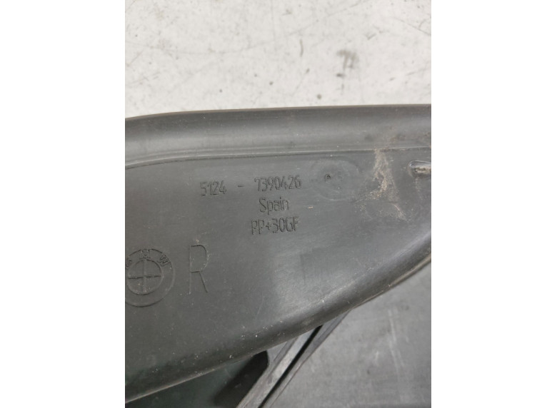Пластик багажника к BMW 5 G30/G31, 2017г.
