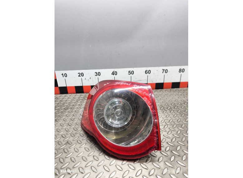 Фонарь задний левый к Volkswagen Passat, 2006г.