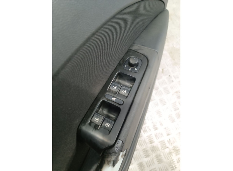 Блок управления стеклоподъемниками к Skoda Superb, 2010г.