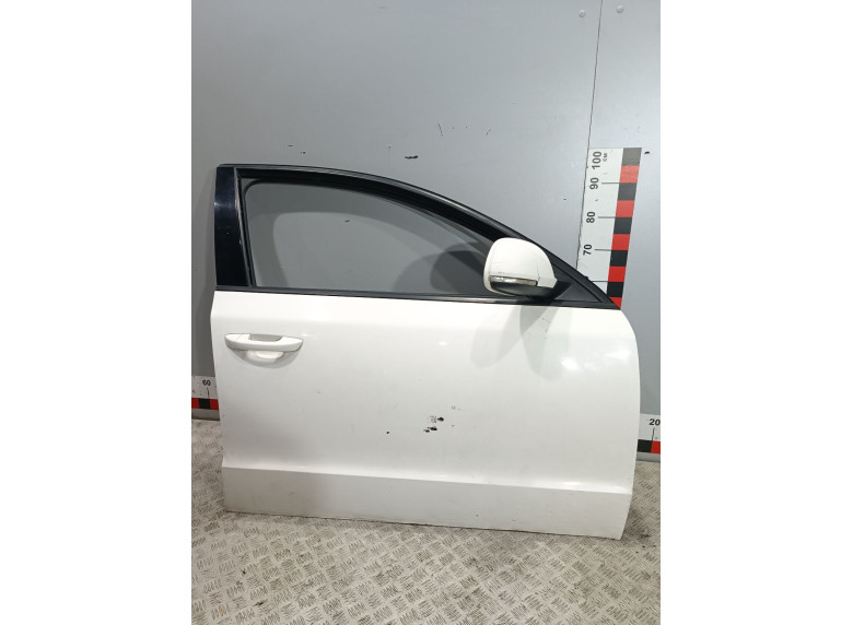 Ручка наружная передняя правая к Skoda Superb, 2010г.