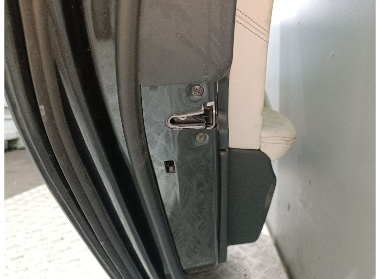 Замок двери задней левой к BMW 5 G30/G31, 2017г.