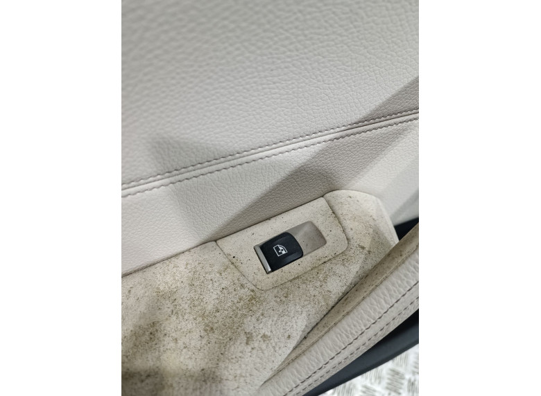 Кнопка стеклоподъемника заднего левого к BMW 5 G30/G31, 2017г.