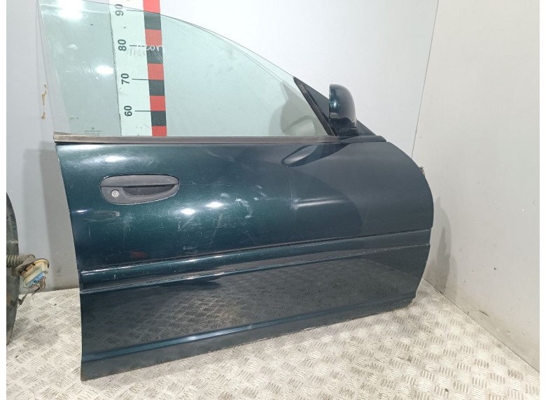Дверь передняя правая к Dodge Neon