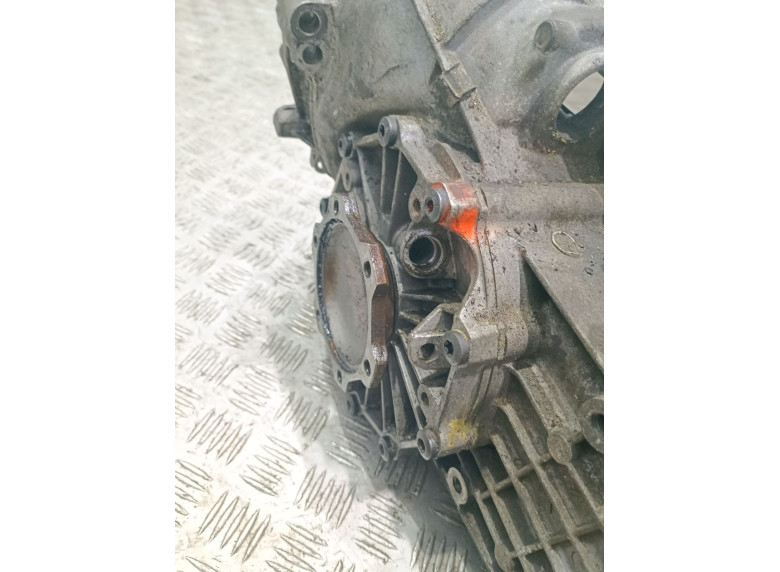 КПП механическая (МКПП) к Volkswagen Passat, 2002г.