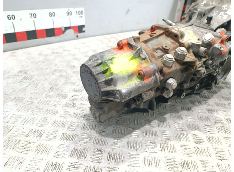 КПП механическая (МКПП) к Volkswagen Passat, 2002г.