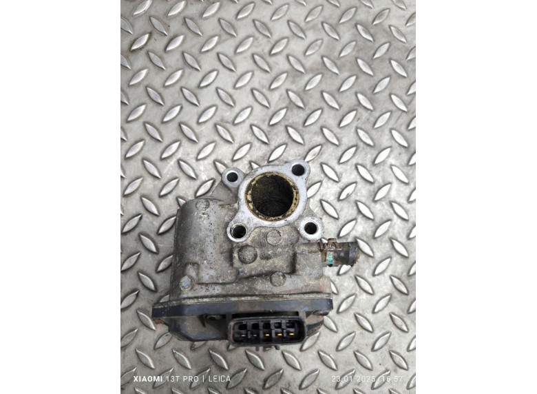 Клапан EGR к Клапан EGR к Toyota Yaris undefined г. Yaris