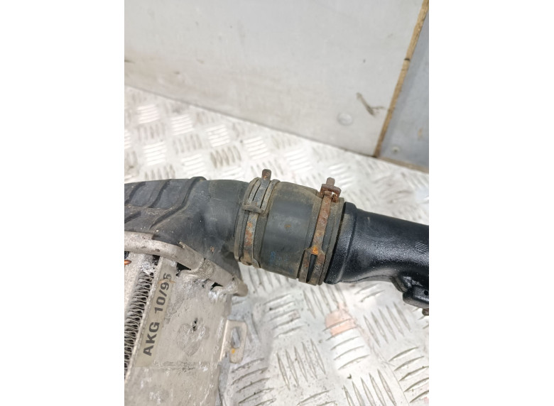 Патрубок интеркулера к Volkswagen Golf, 1995г.