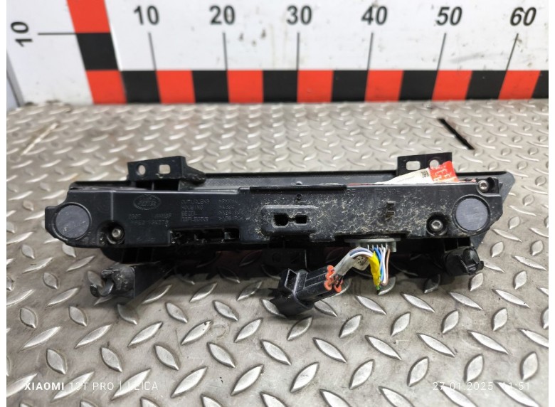 Фонарь габаритный задний правый к Фонарь габаритный задний правый к Land-Rover RangeRover undefined г. Range Rover