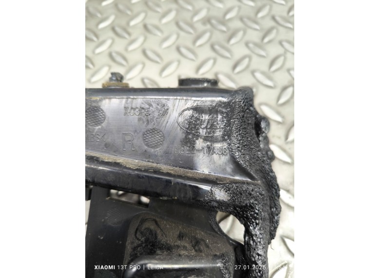 Кронштейн крепления бампера заднего к Кронштейн крепления бампера заднего к Land-Rover RangeRover undefined г. Range Rover