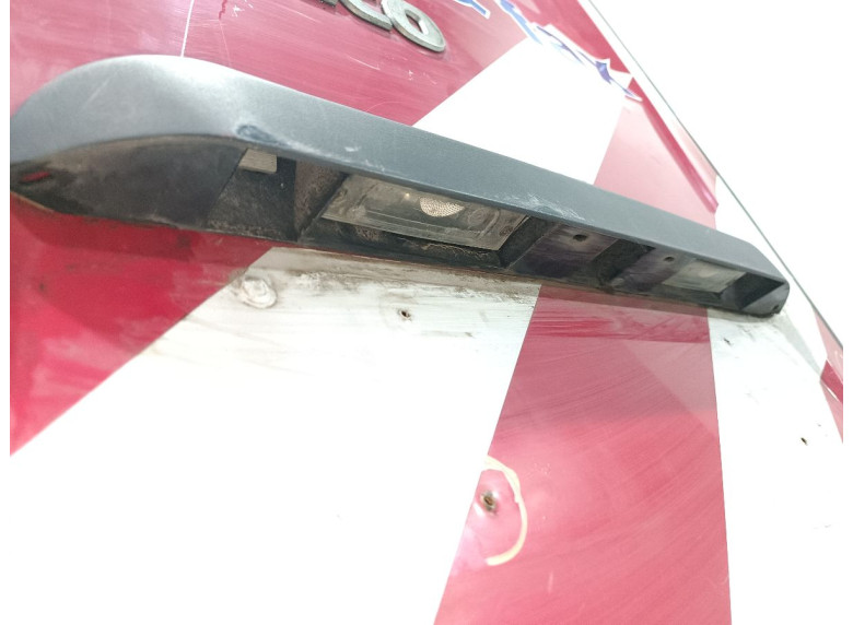 Накладка подсветки номера к Iveco Daily, 2010г.