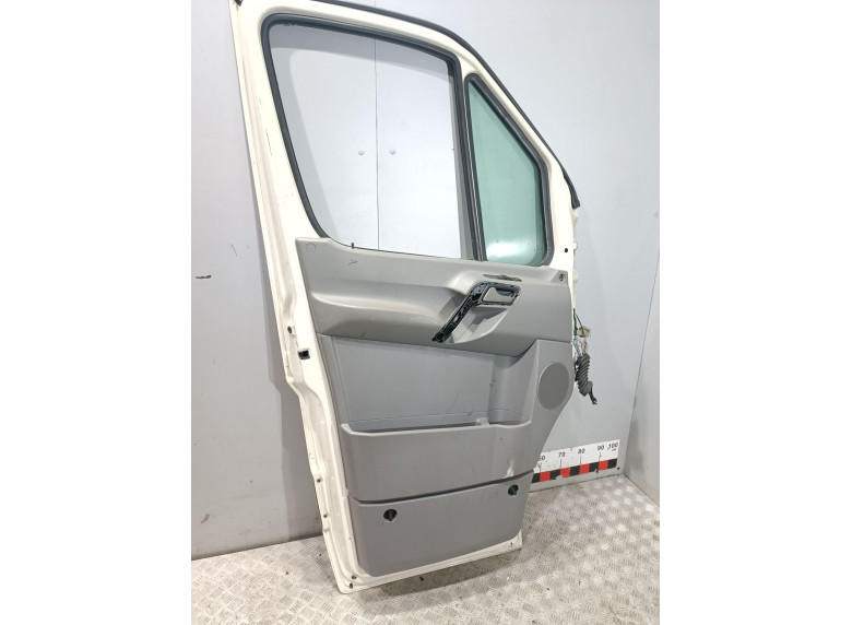 Дверь передняя левая к Volkswagen Crafter, 2009г.