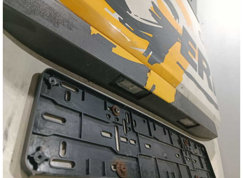 Накладка подсветки номера к Volkswagen Crafter, 2009г.