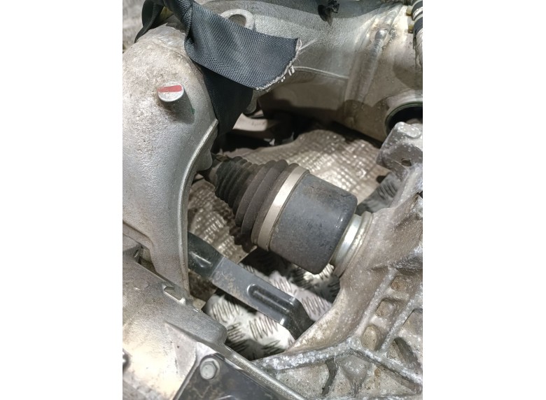 Полуось задняя (приводной вал, ШРУС) к Land-Rover Range Rover