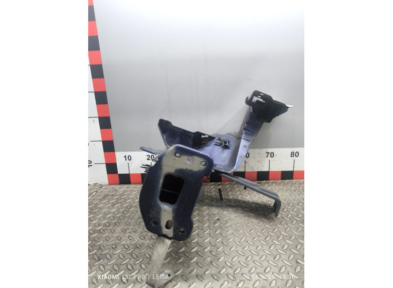 Лонжерон левый к Volkswagen Passat, 2006г.