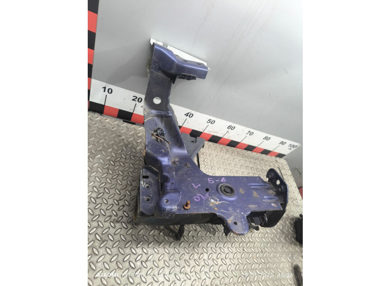 Лонжерон левый к Volkswagen Passat, 2006г.